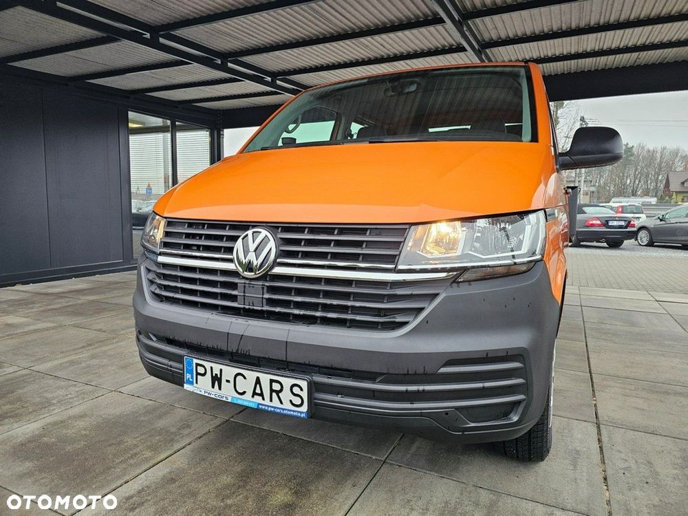 Volkswagen Transporter - 9