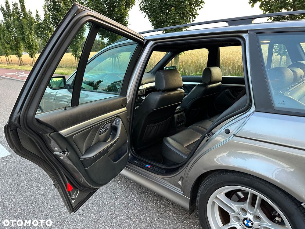 BMW Seria 5 520i Touring Edition Sport - 27