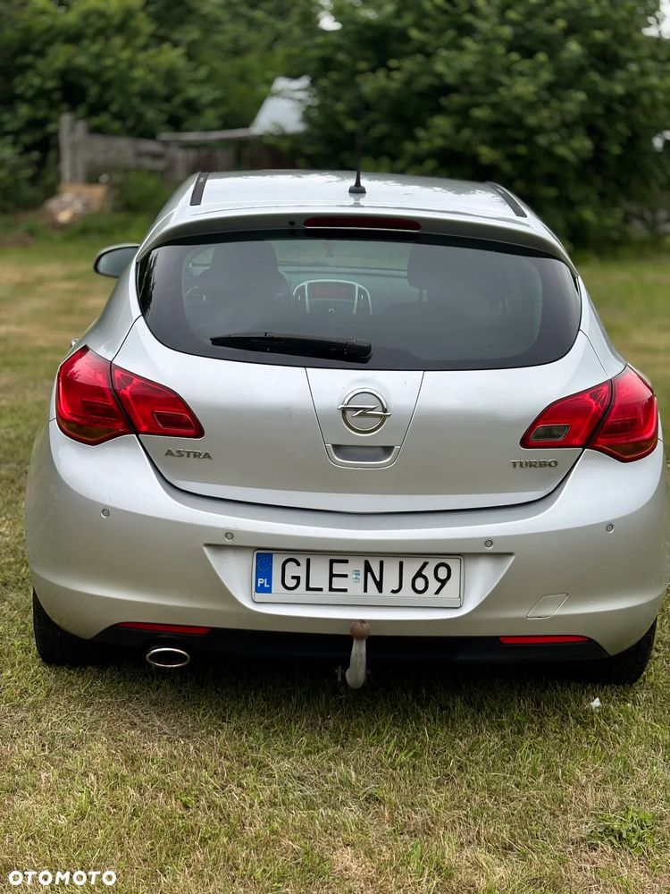 Opel Astra 1.4 Turbo - 9