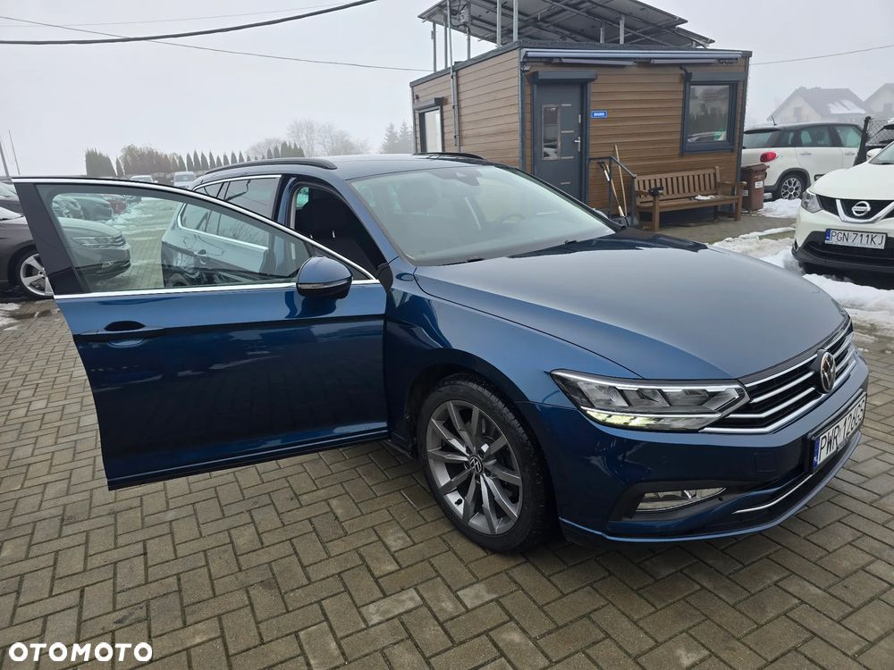 Volkswagen Passat - 22