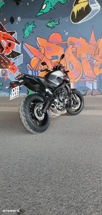Yamaha MT - 4