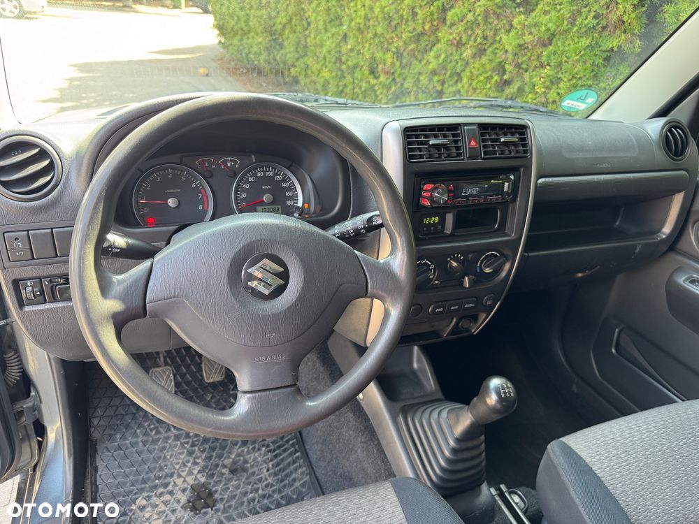 Suzuki Jimny - 17