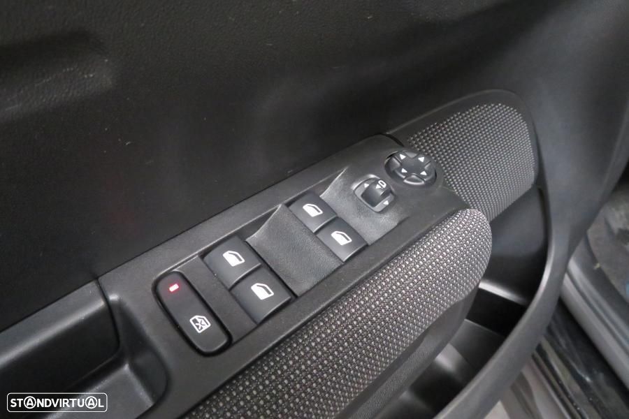 Citroën C3 1.2 PureTech Plus - 21