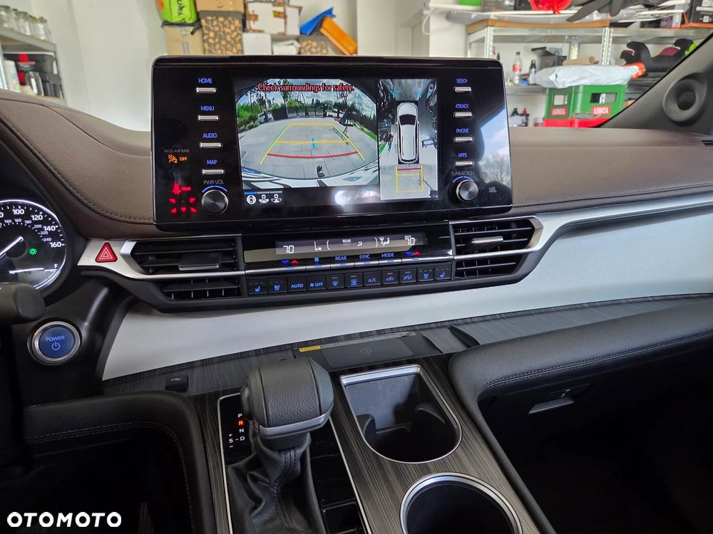 Toyota Sienna 2.7 - 25