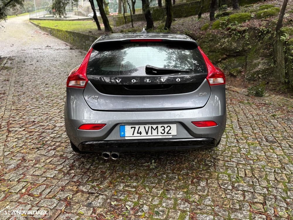 Volvo V40 - 4