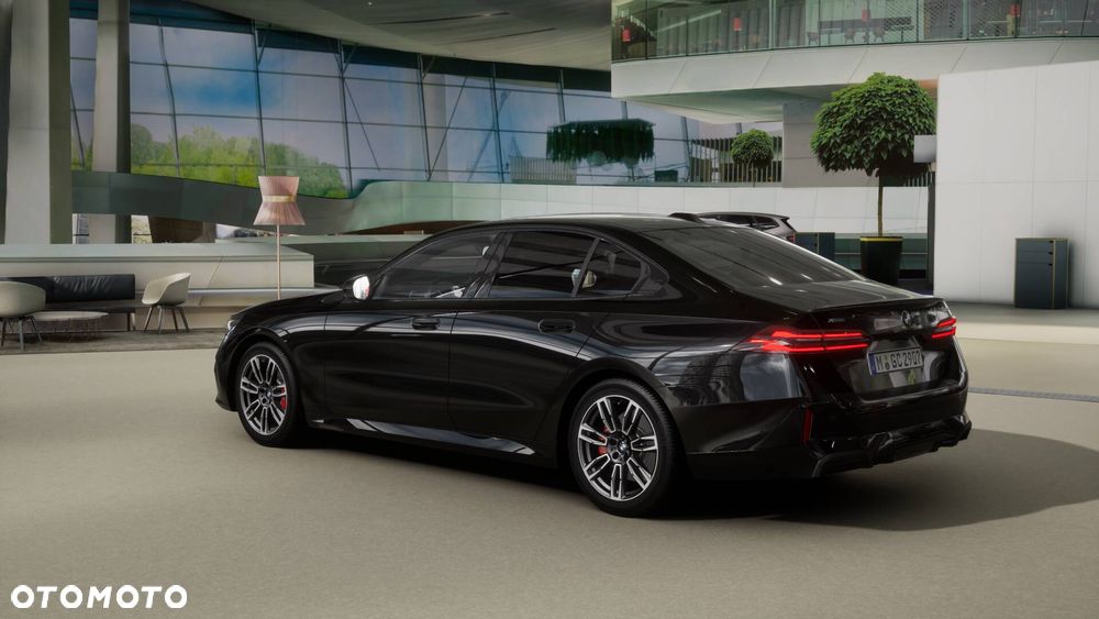 BMW Seria 5 520d xDrive mHEV - 8