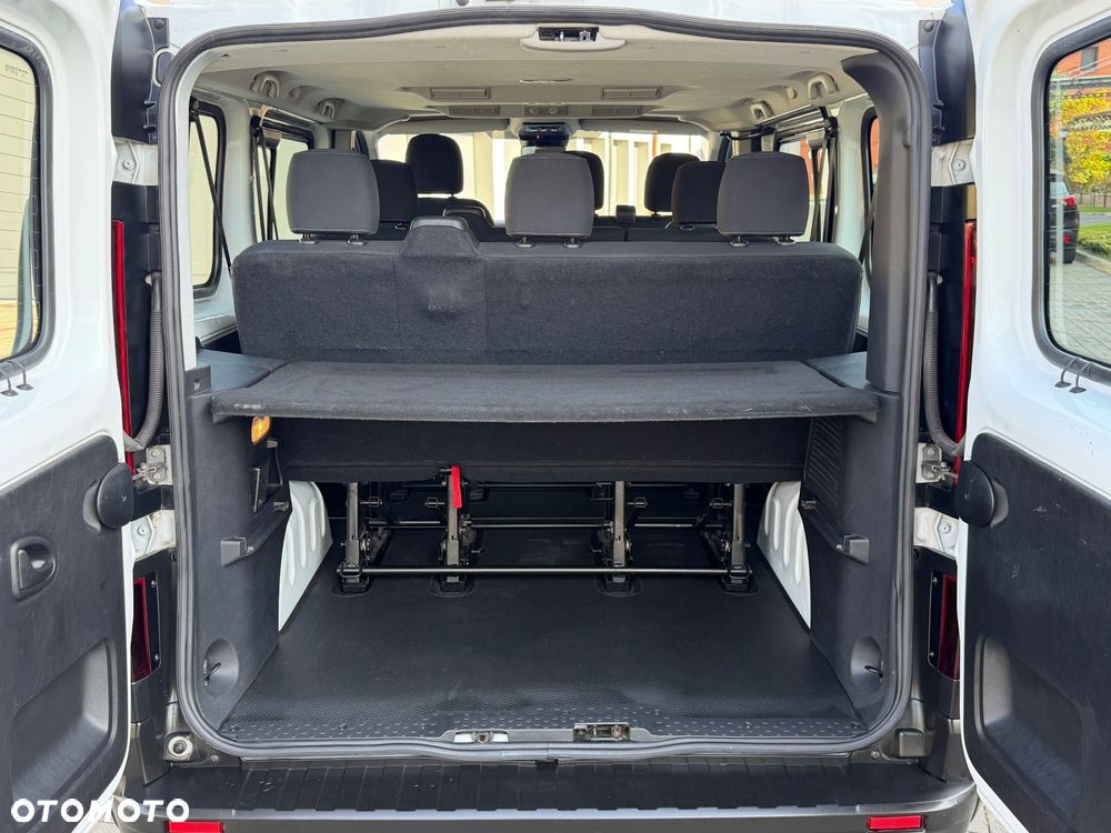 Nissan NV300 - 22