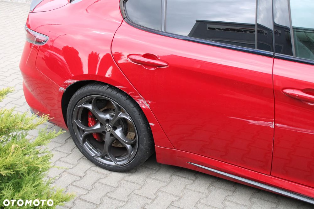 Alfa Romeo Giulia - 7