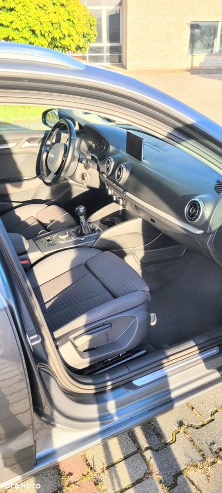 Audi A3 Sportback 2.0 TDI Ambiente - 12