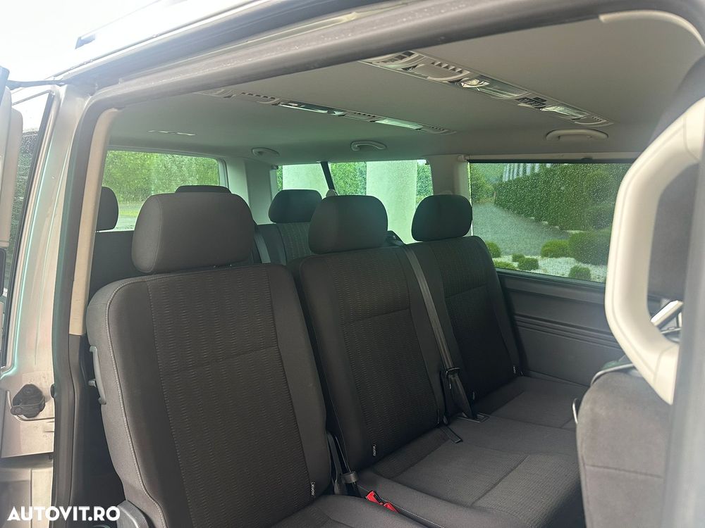 Volkswagen Caravelle LR Comfortline DSG 4M - 19
