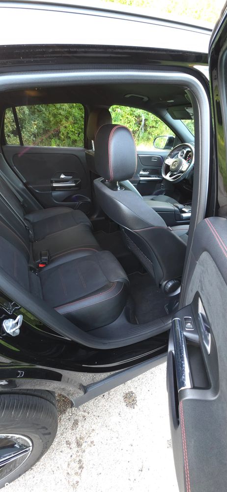 Mercedes-Benz GLA 180 AMG Line - 17