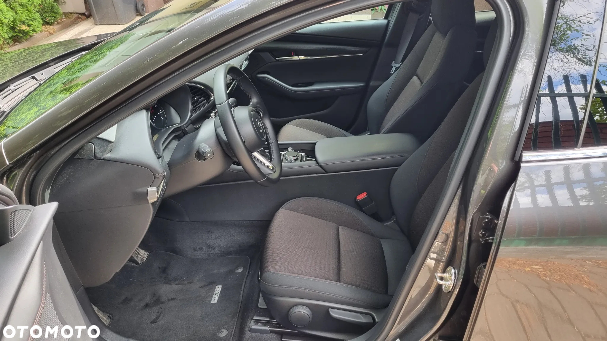 Mazda 3 - 9