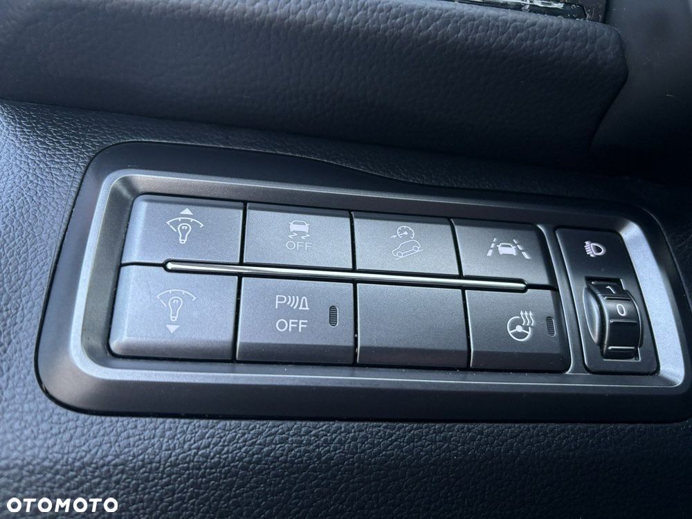 SsangYong/KGM Tivoli - 13