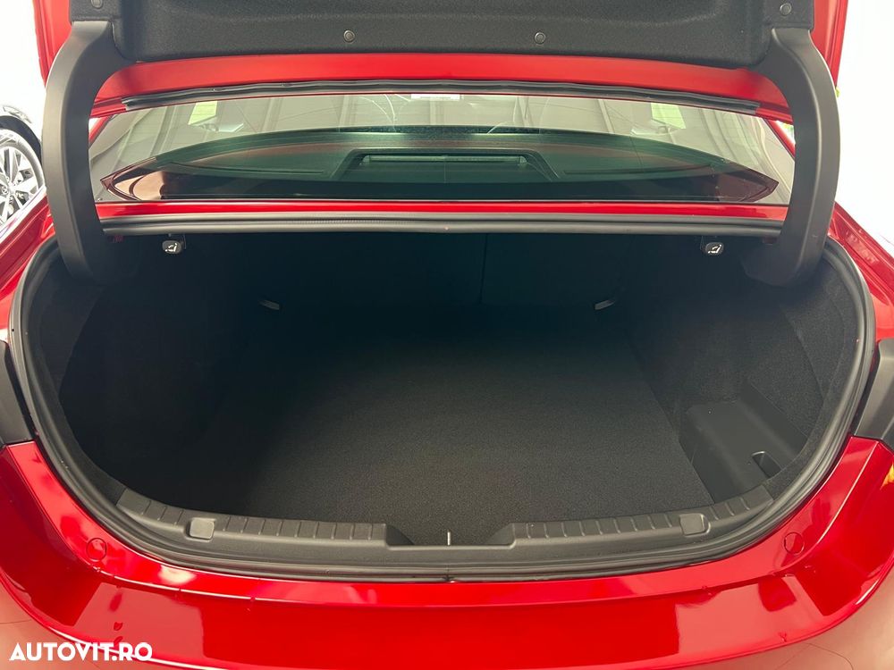 Mazda 3 e-Skyactiv X186 AT MHEV Center-Line - 19