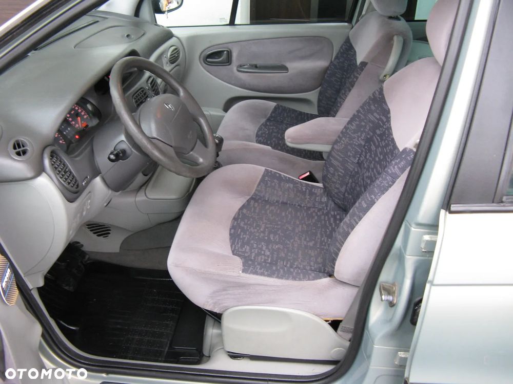 Renault Scenic Megane 1.8i RXE 16V - 26