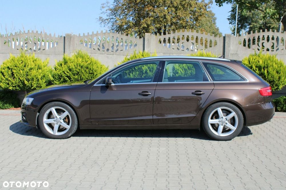 Audi A4 Avant 2.0 TDI DPF multitronic Ambiente - 12