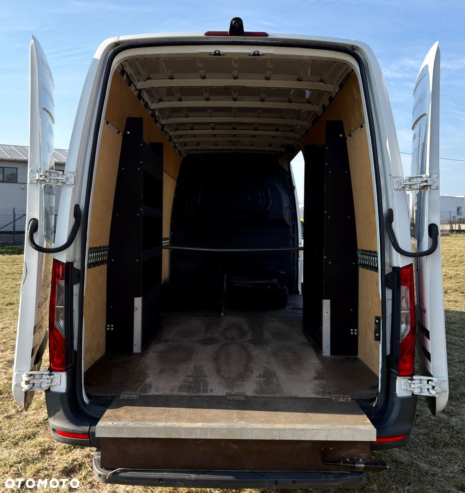 Mercedes-Benz sprinter - 5