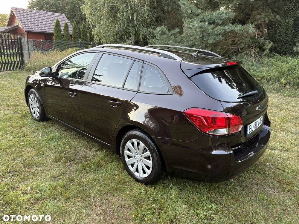 Chevrolet Cruze 1.6 LT - 2