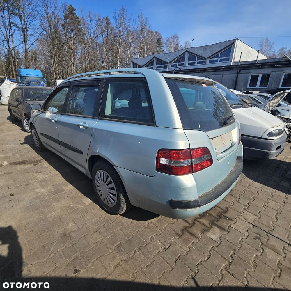 FIAT STILO SW 1.9 JTD, kombi 2006r 1,9 D 88 kW / 120 KM (kod lak: 745) pojazd na części: maska, zderzak, drzwi, szyby, lusterka, chłodnica ... - 4