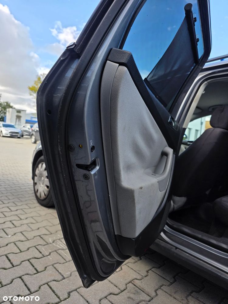 Volkswagen Passat Variant 2.0 TDI Comfortline - 27