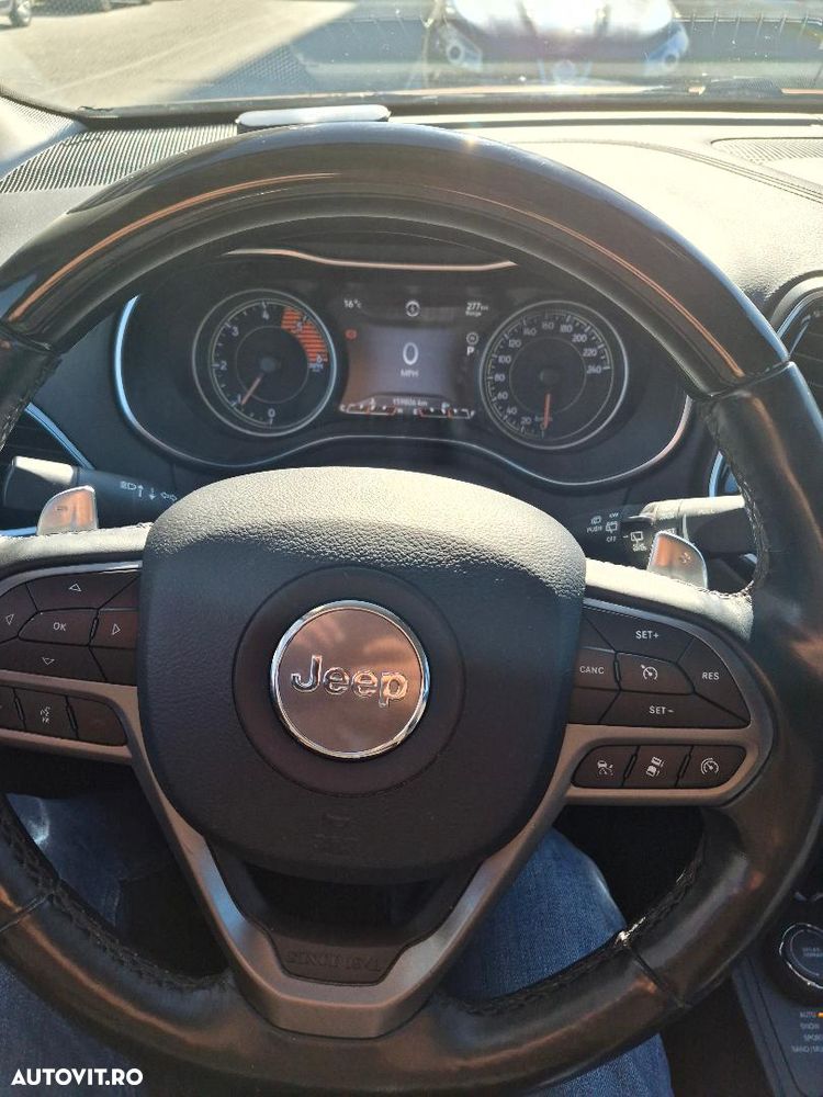 Jeep Cherokee 2020 photo 5