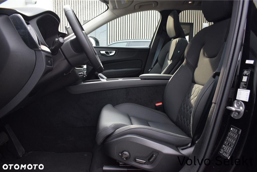 Volvo XC 60 - 24