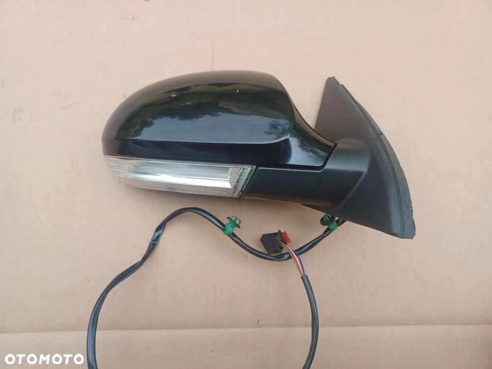 LUSTERKO PRAWE PASSAT B6 6PIN LC9X - 1