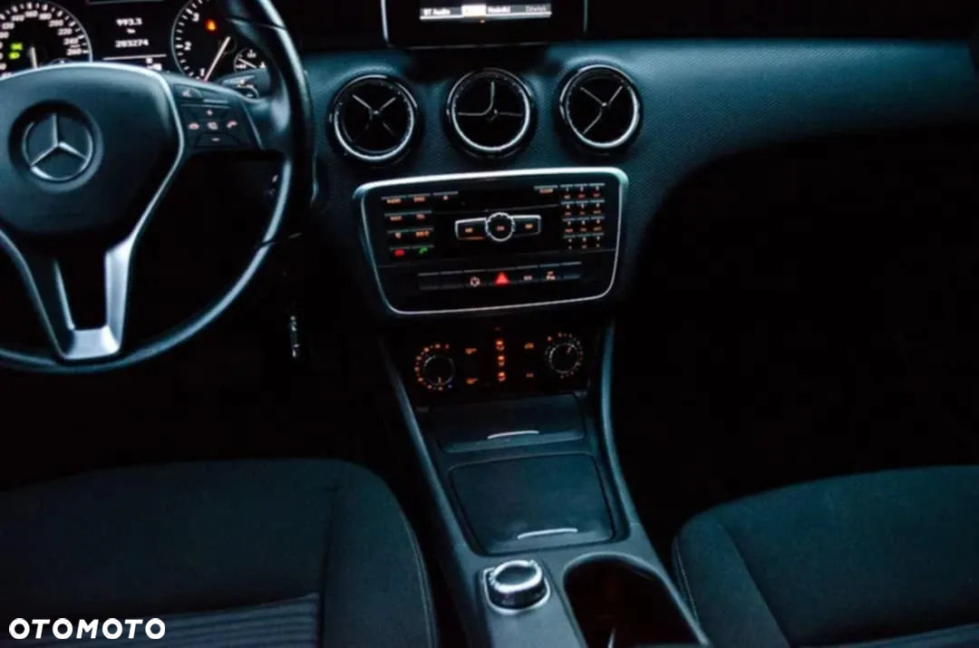 Mercedes-Benz Klasa A 200 CDI (BlueEFFICIENCY) 7G-DCT AMG Sport - 21