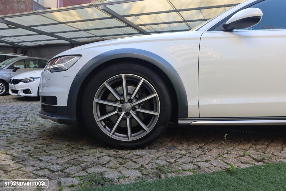 Audi A6 Allroad 3.0 TDi quattro S tronic - 6