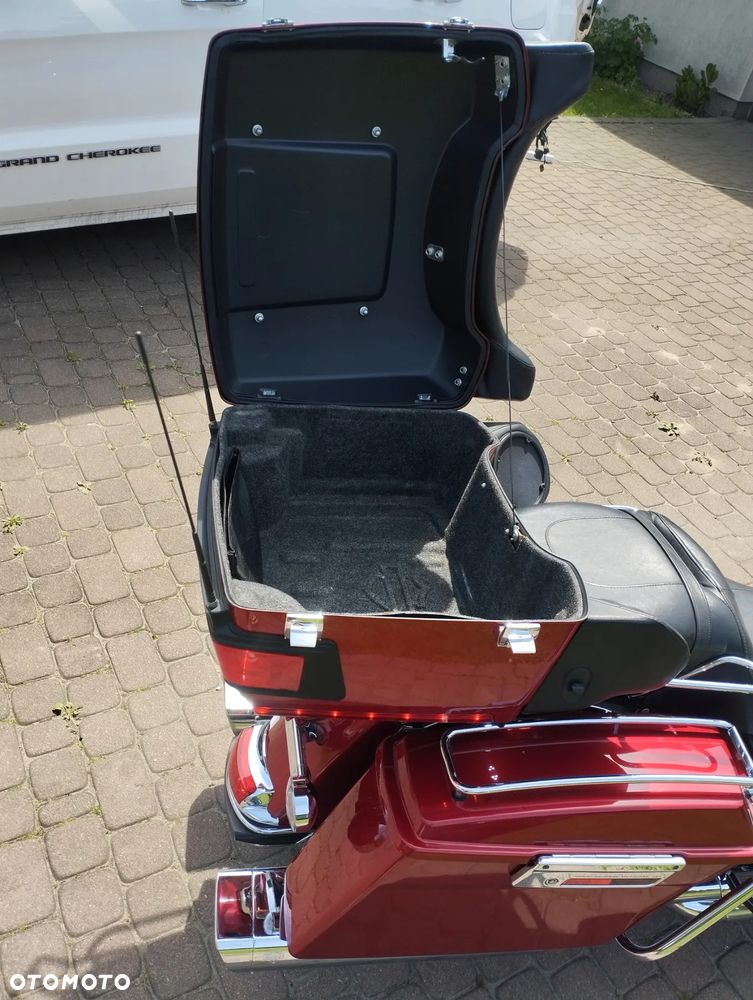 Harley-Davidson FLHS Electra Glide - 17