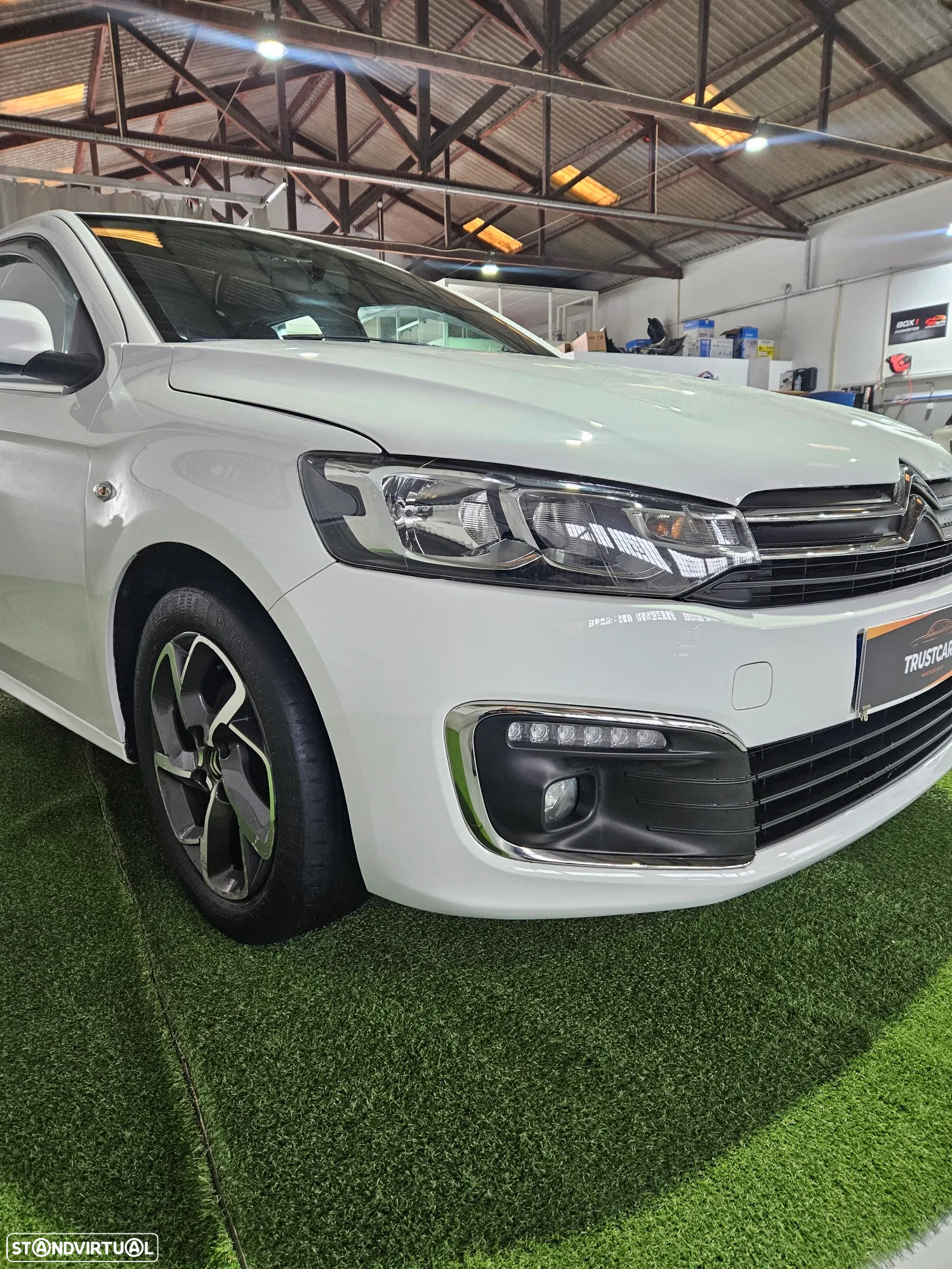 Citroën C-Elysée 1.6 BlueHDi Exclusive - 3