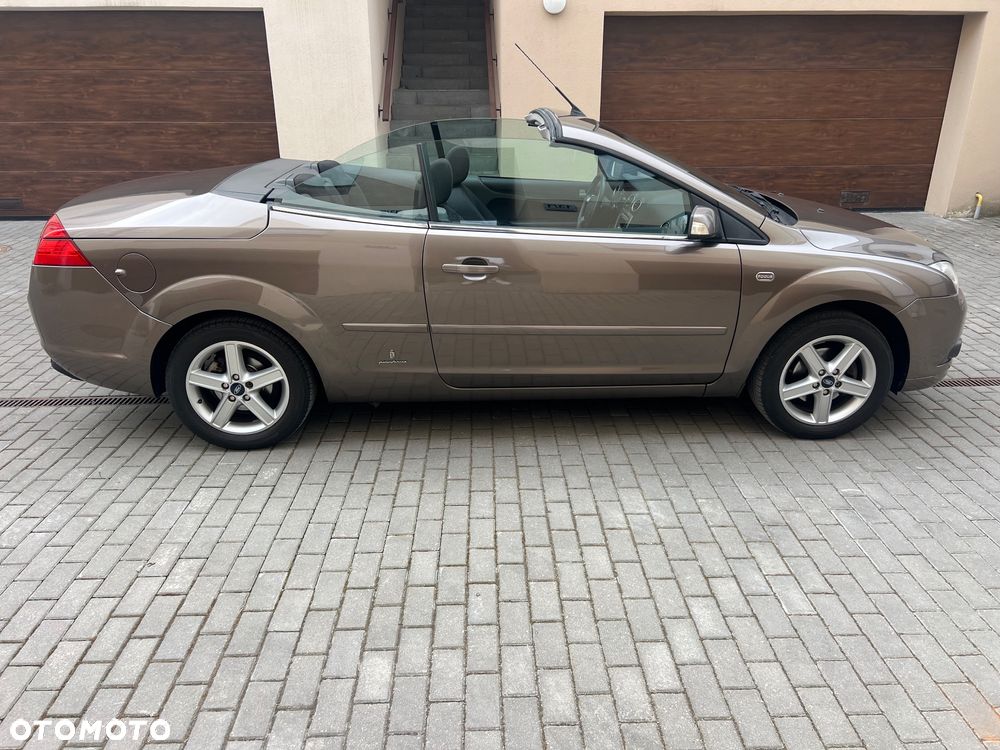 Ford Focus CC 1.6 16V Trend - 27