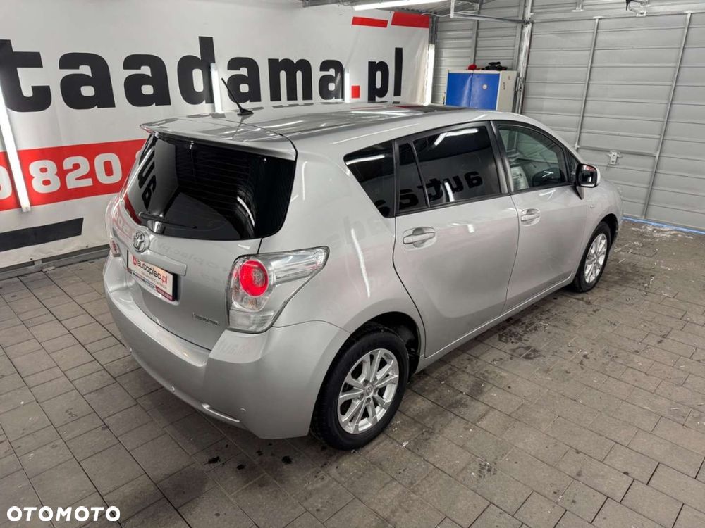 Toyota Verso - 8