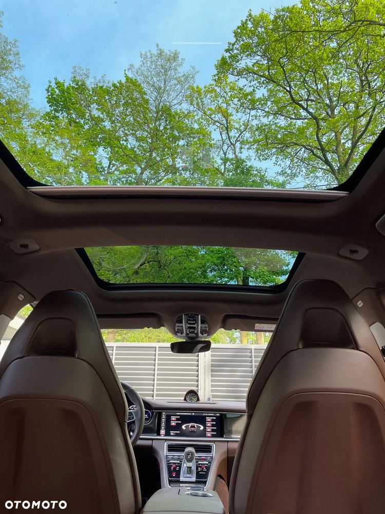 Porsche Panamera 4S E-Hybrid - 6