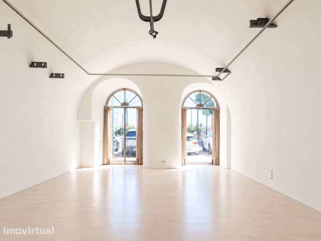 Espaço Comercial no Largo de Santos - Grande imagem: 2/12