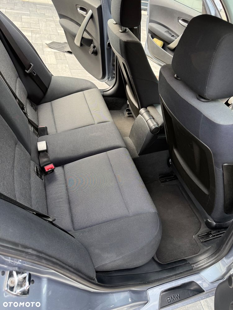 BMW Seria 1 - 19