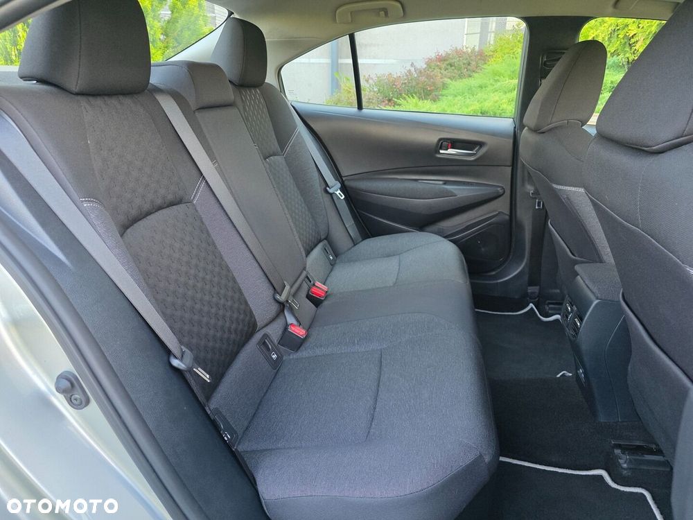 Toyota Corolla 1.8 Hybrid Comfort - 22