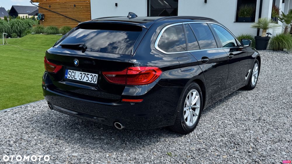 BMW Seria 5 520d Efficient Dynamics Edition Sport Line - 3