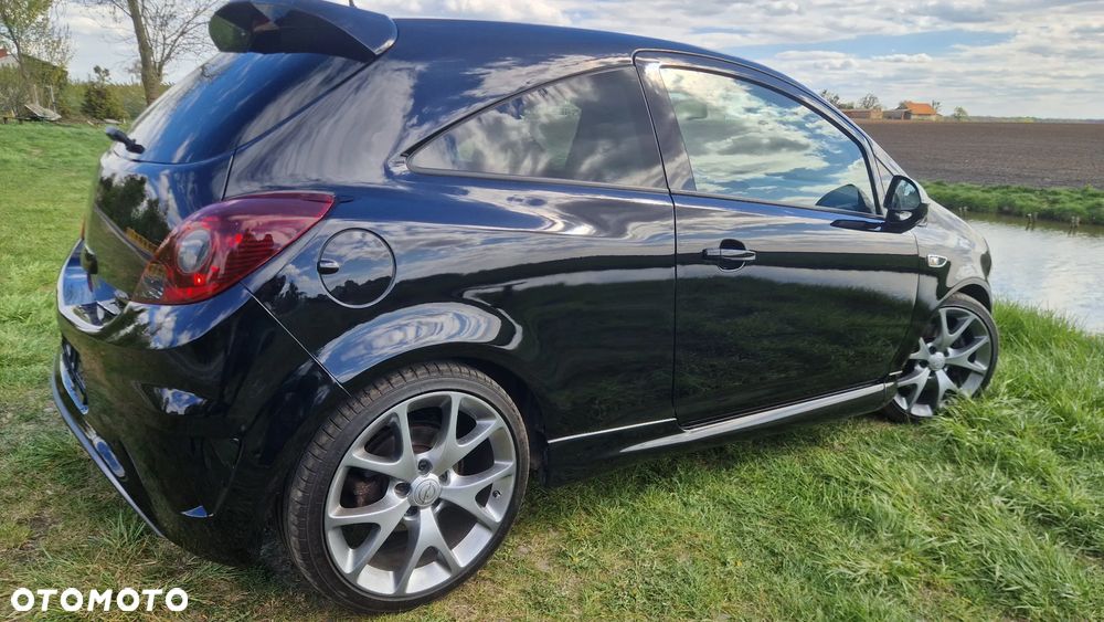 Opel Corsa 1.6 Turbo OPC - 7