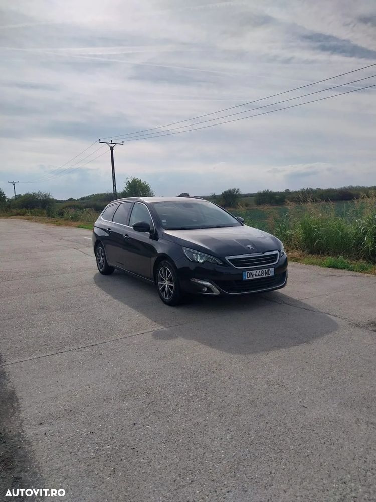 Peugeot 308 - 1