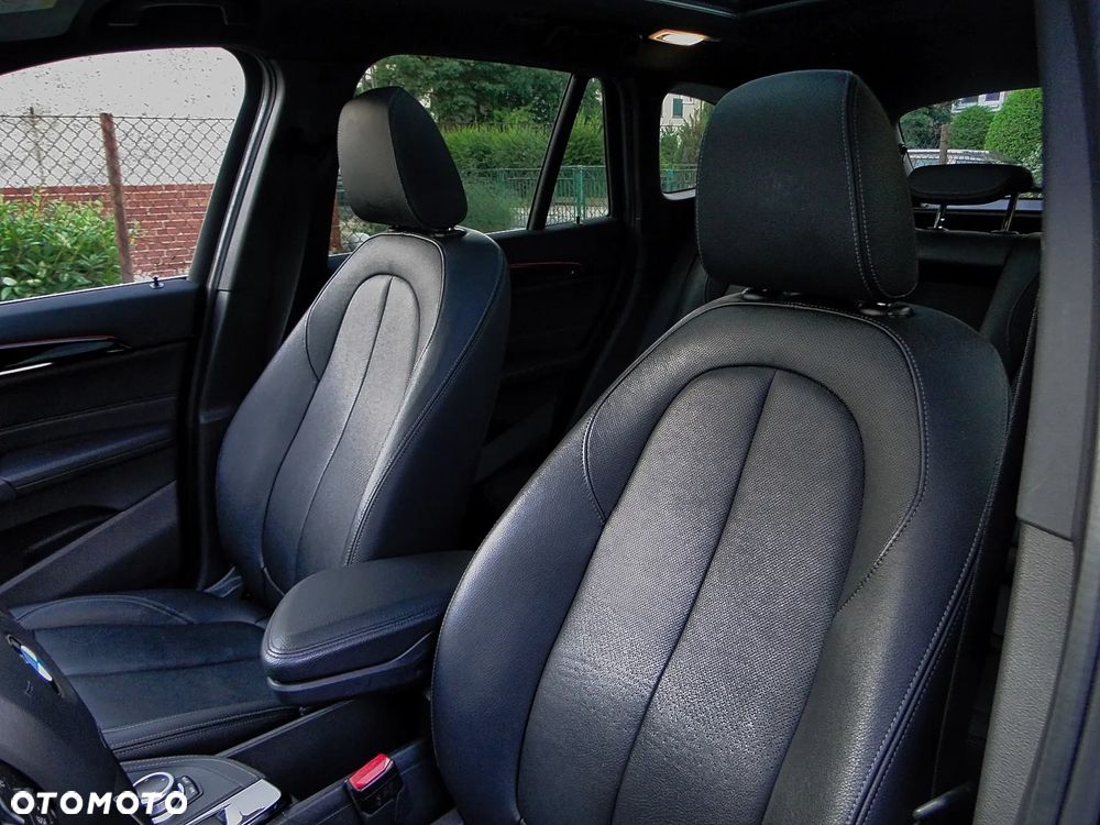 BMW X1 sDrive18i GPF xLine - 20