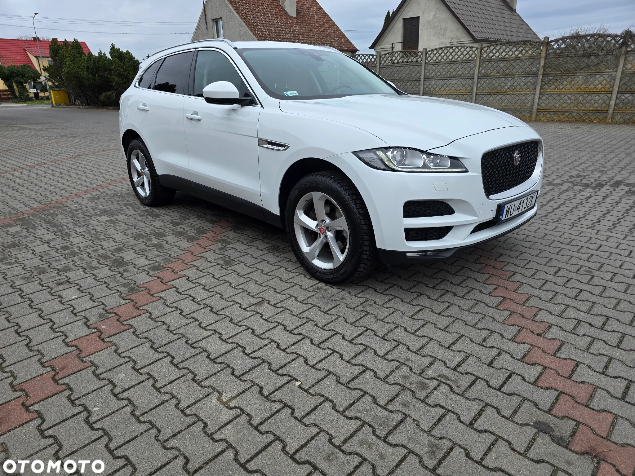 Jaguar F-Pace 2.0 i4D RWD Prestige - 9