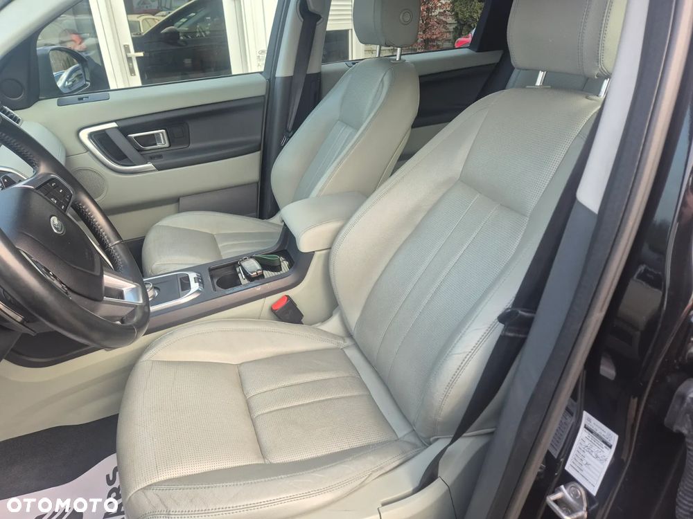 Land Rover Discovery Sport - 14