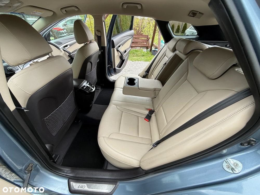 Hyundai i40 Kombi 1.7 CRDi Premium - 25