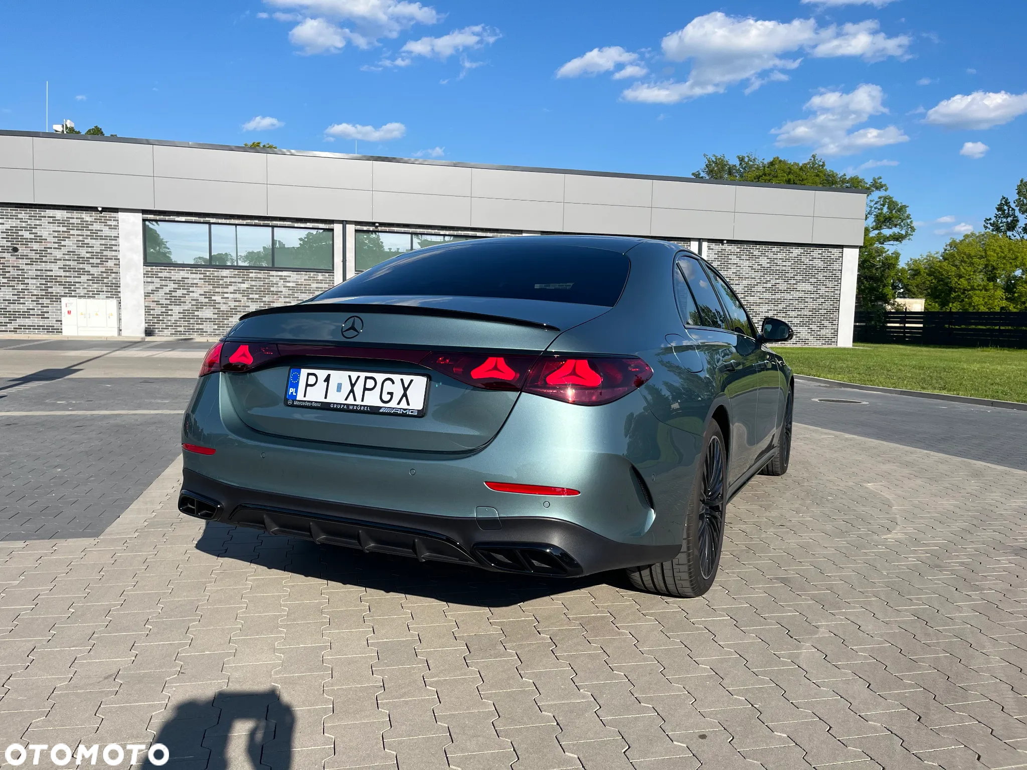 Mercedes-Benz Klasa E 200 AMG - 19