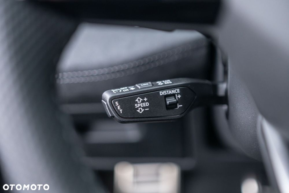 Audi A6 Sportback e-tron - 16
