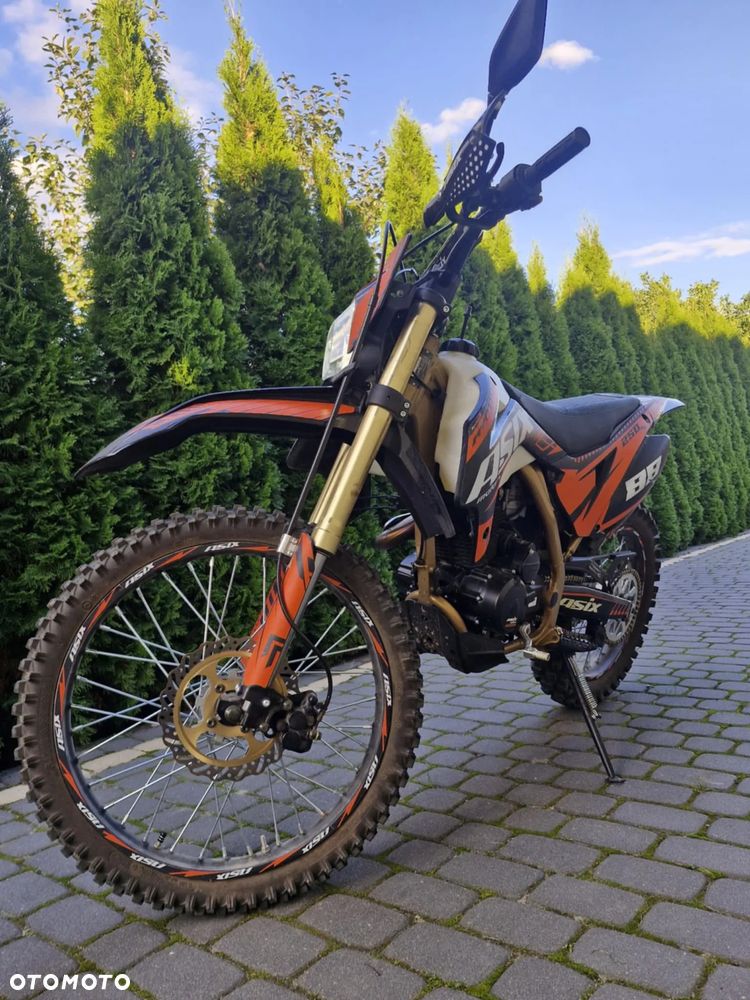 ASIX XB-88 250cc