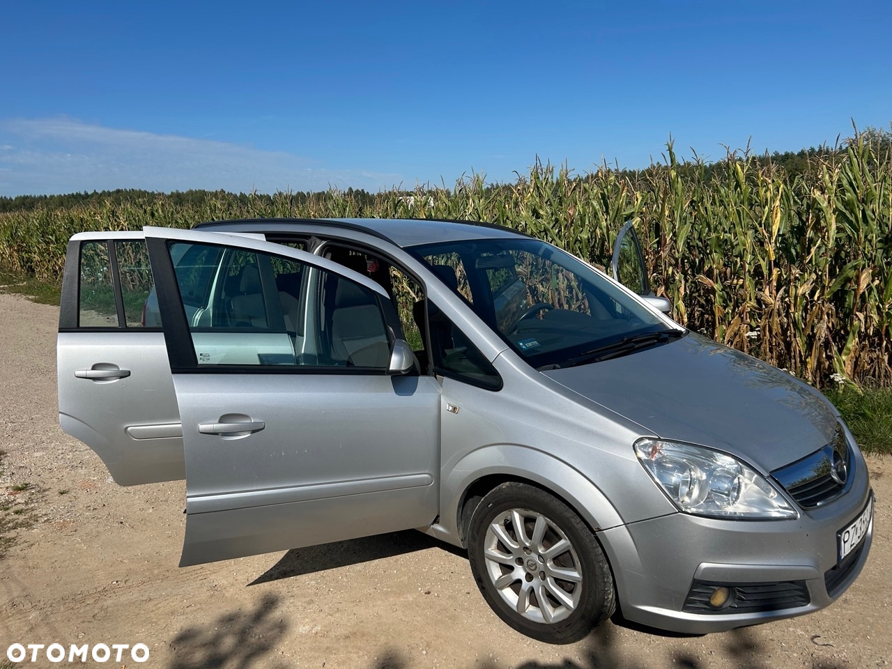 Opel Zafira 1.8 Cosmo - 2