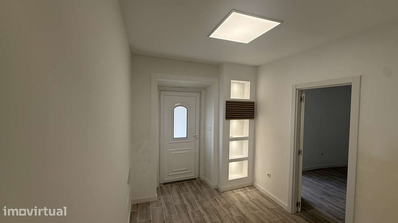 **Moradia T1 + 1 centro de Vila Franca de Xira** - Grande imagem: 2/21