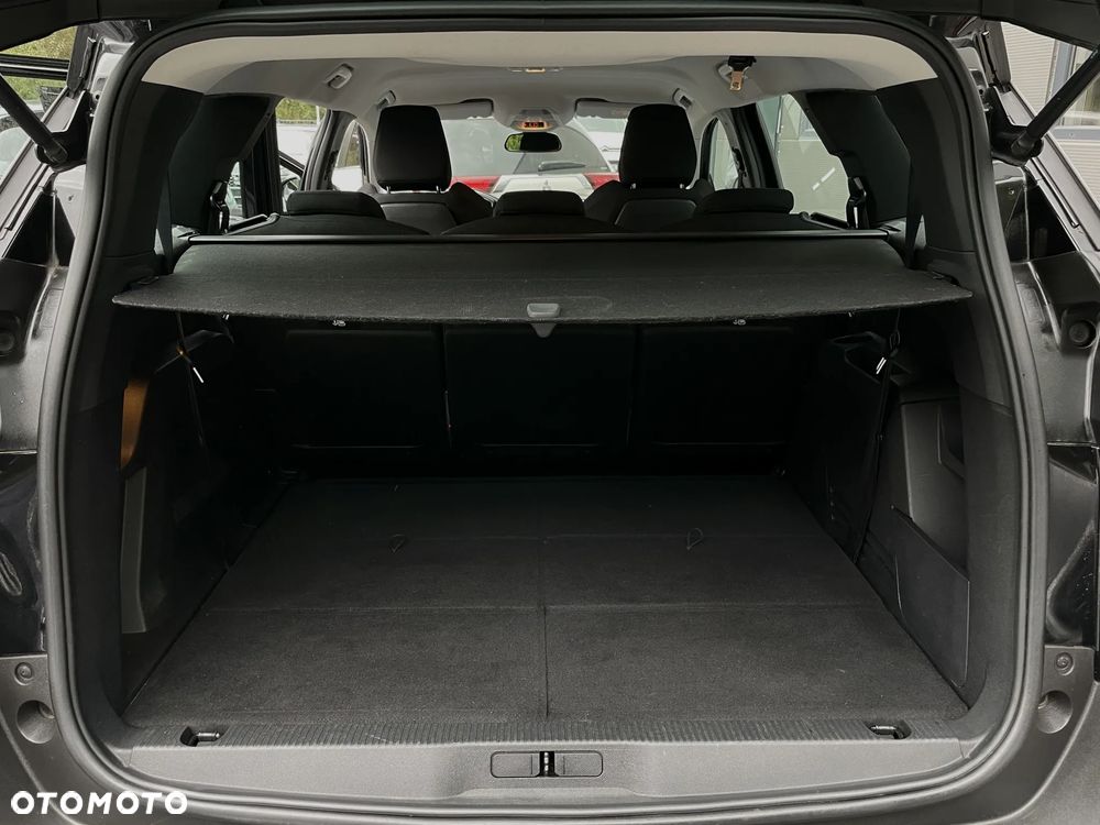Peugeot 5008 - 37